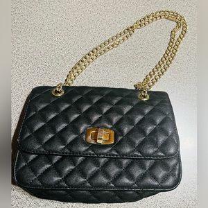 Express Quilted chain shoulder body/cross body